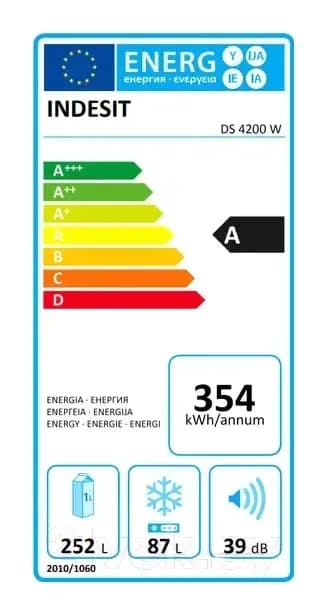 Холодильник с морозильником Indesit DS 4200 W