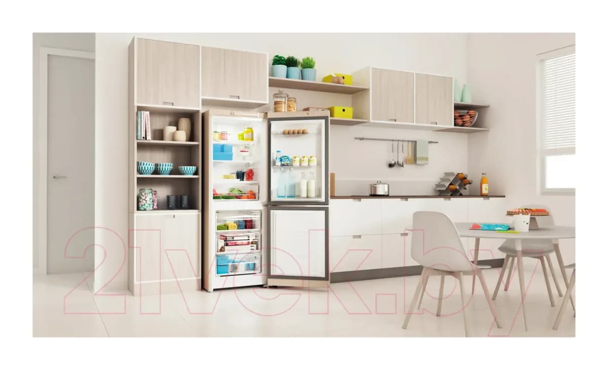 Холодильник с морозильником Indesit ITR 4160 E