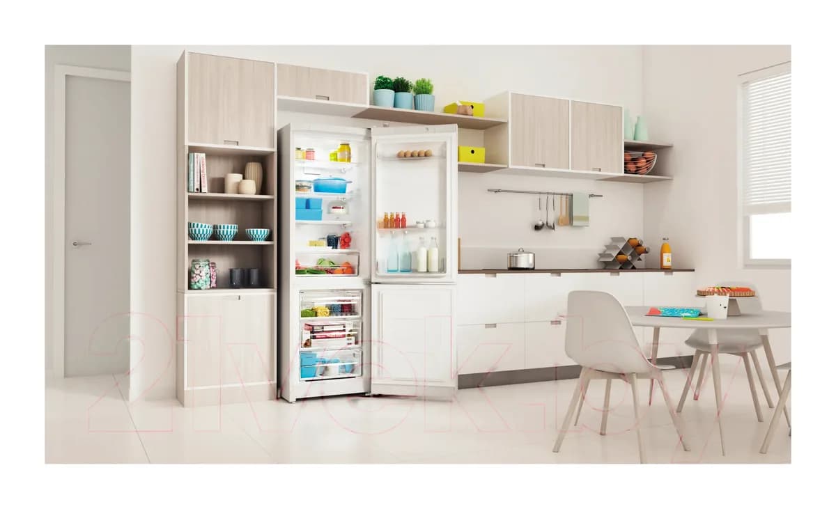 Холодильник с морозильником Indesit ITR 5180 W