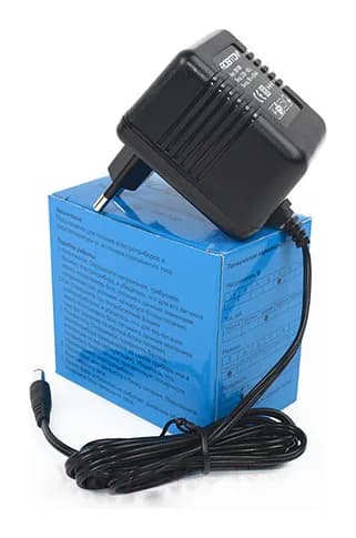 Зарядное устройство сетевое Robiton B9-500