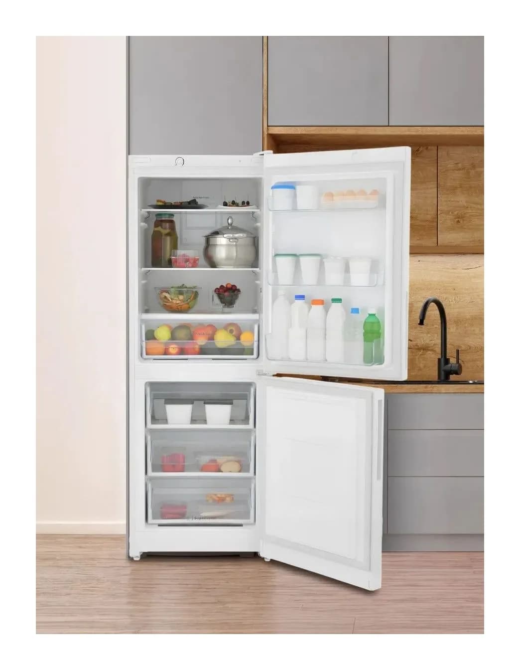 Холодильник с морозильником Indesit ITR 4160 W