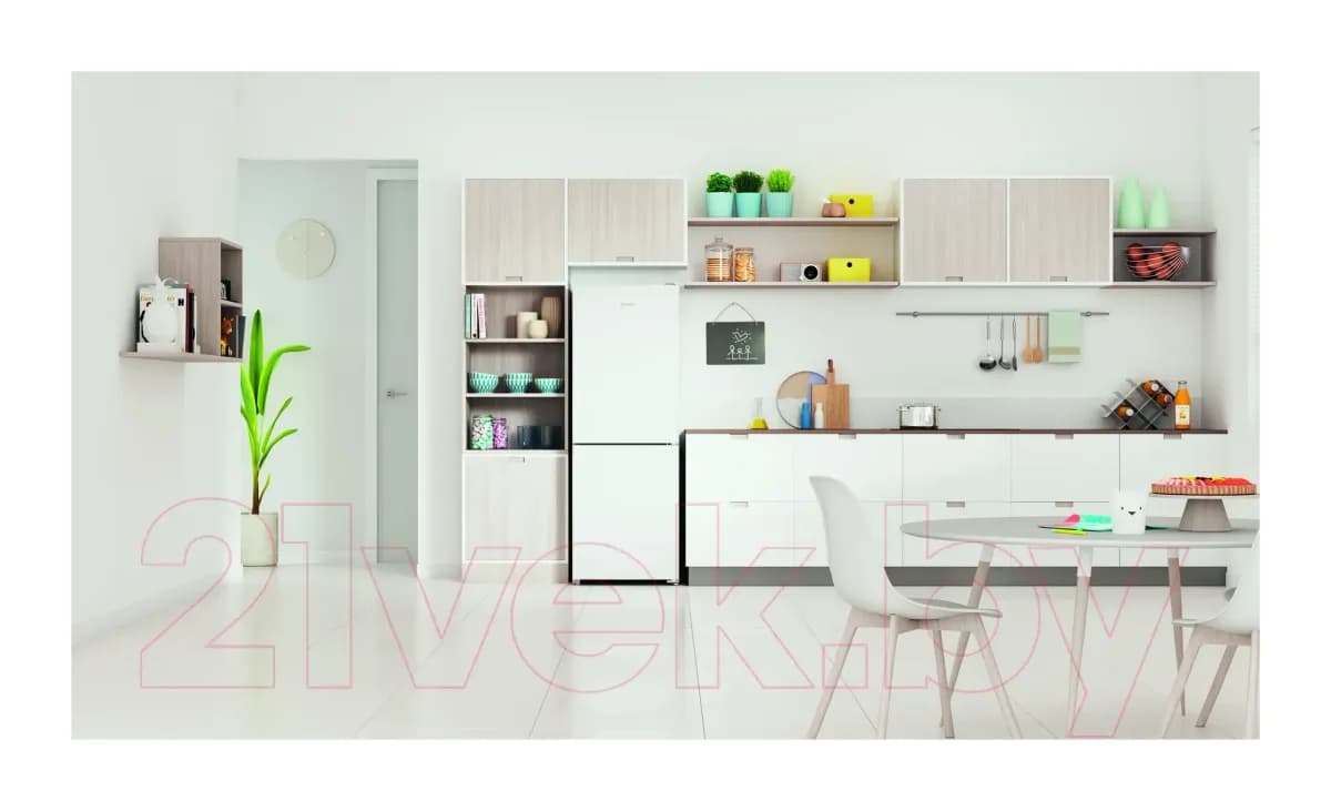 Холодильник с морозильником Indesit ITR 4160 W