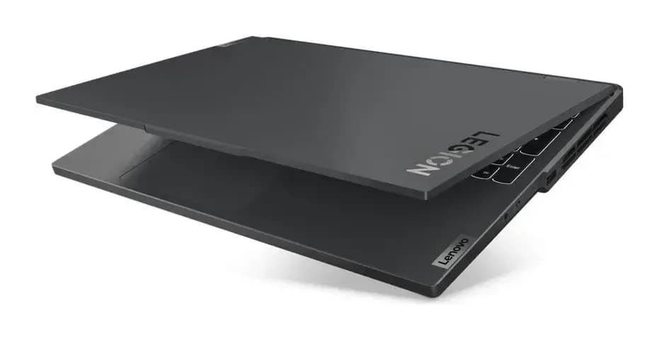 Игровой ноутбук Lenovo Legion Pro 5 16IRX9 (83DF008QRK) без ОС